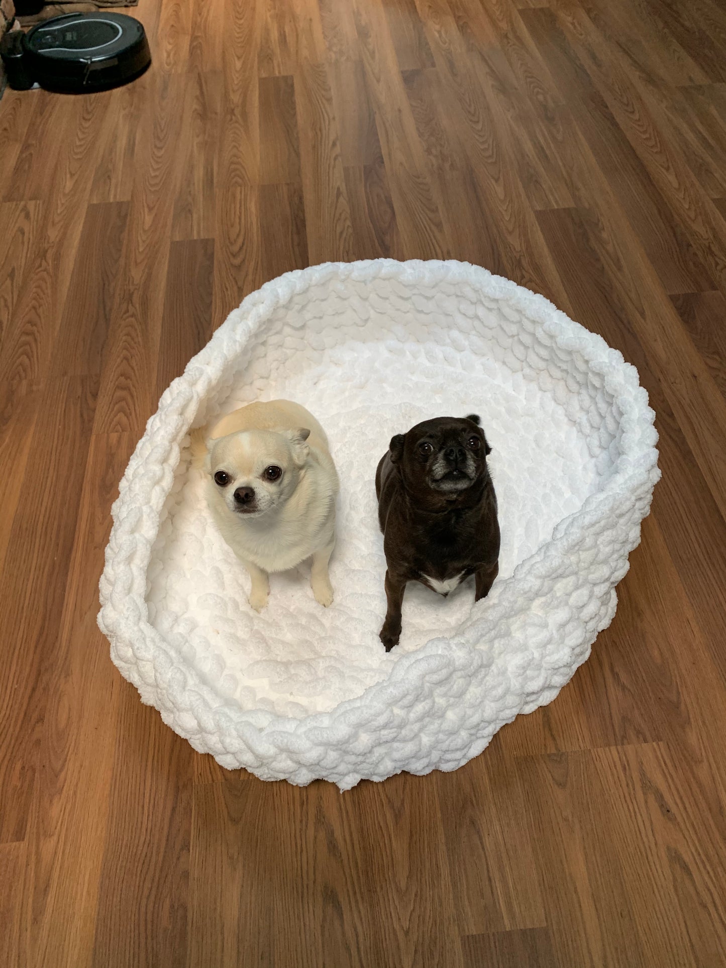 Chunky Knit Pet Beds