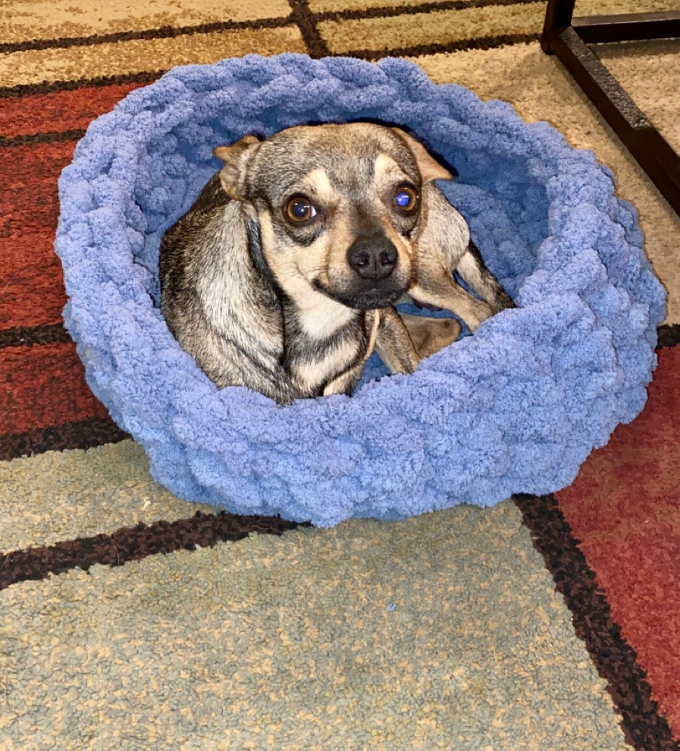 Chunky Knit Pet Beds